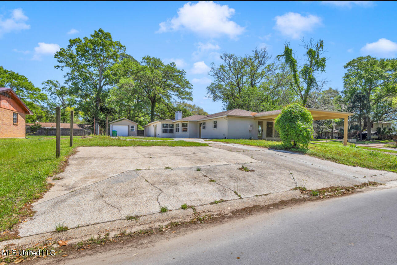 2723 Briarwood Circle, Moss Point, Mississippi image 41