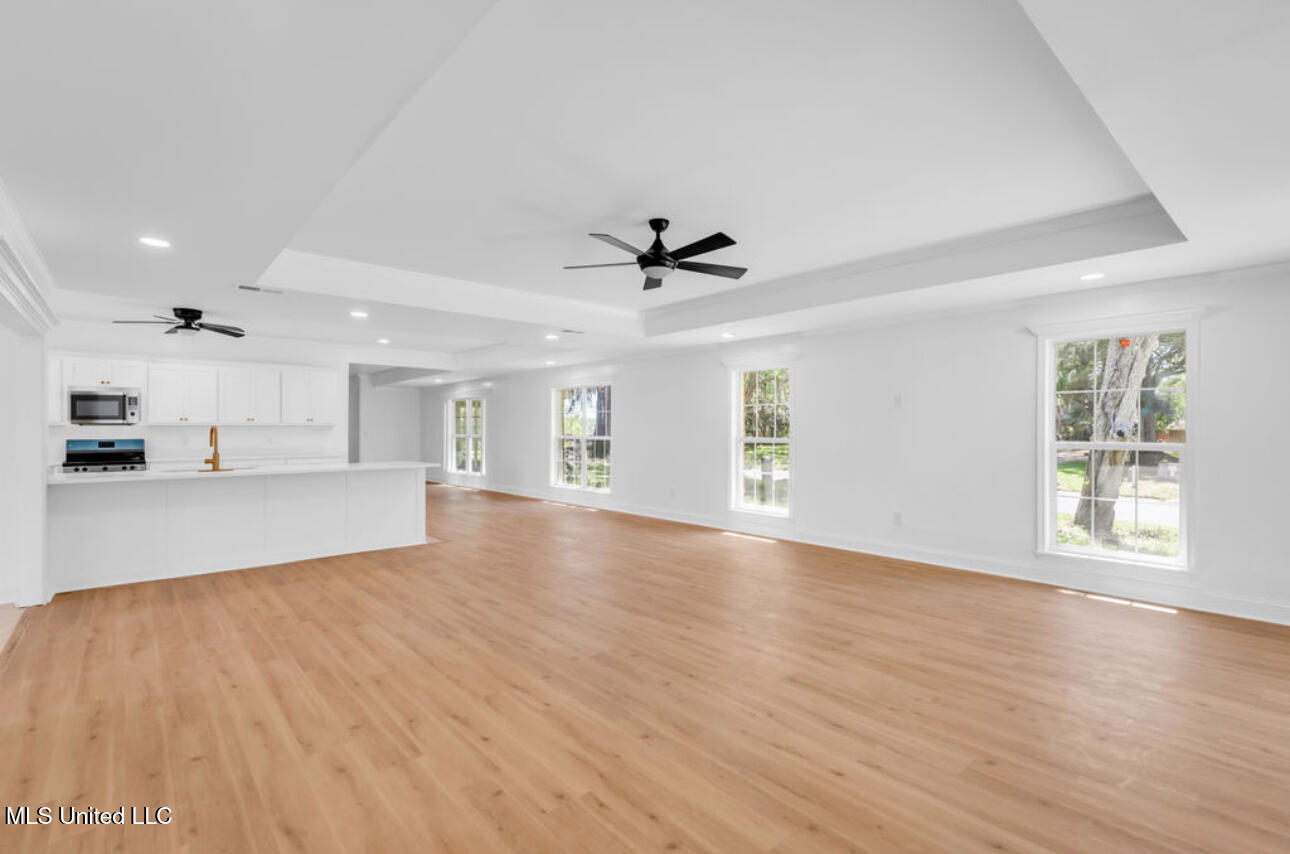 2723 Briarwood Circle, Moss Point, Mississippi image 7