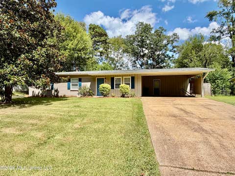 Homes For Sale - 800 Bellevue Street<br/> Clinton, MS 39056