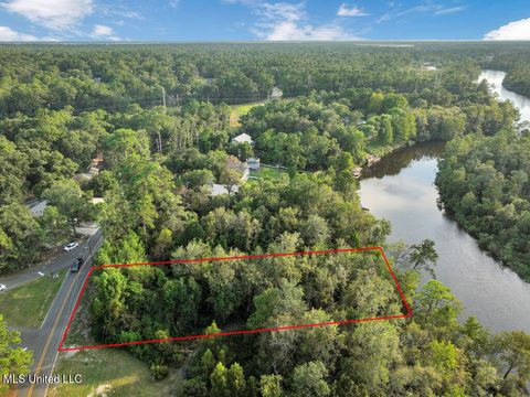 Vacant Land For Sale - Bayou Drive<br/> Diamondhead, MS 39525