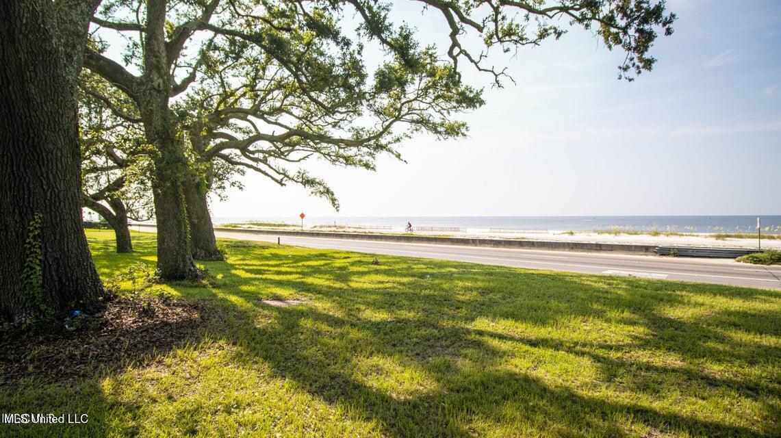 534 E Beach Boulevard, Gulfport, Mississippi image 6