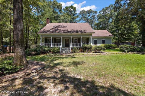 Homes For Sale - 130 Bentley Drive<br/> Brandon, MS 39042