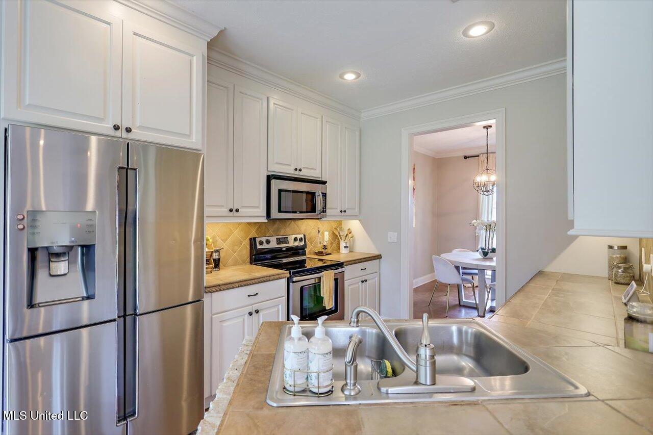 100 Britton Circle, Flowood, Mississippi image 10