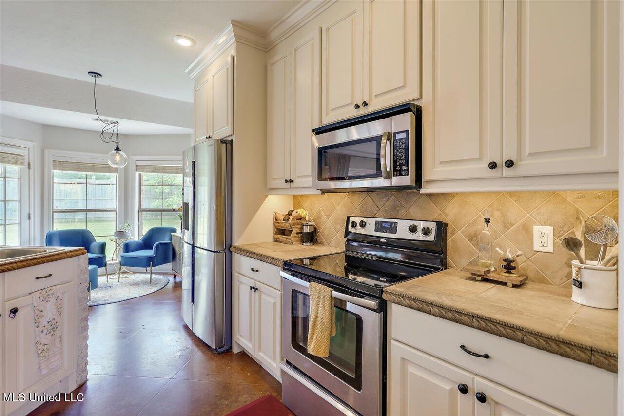 100 Britton Circle, Flowood, Mississippi image 12