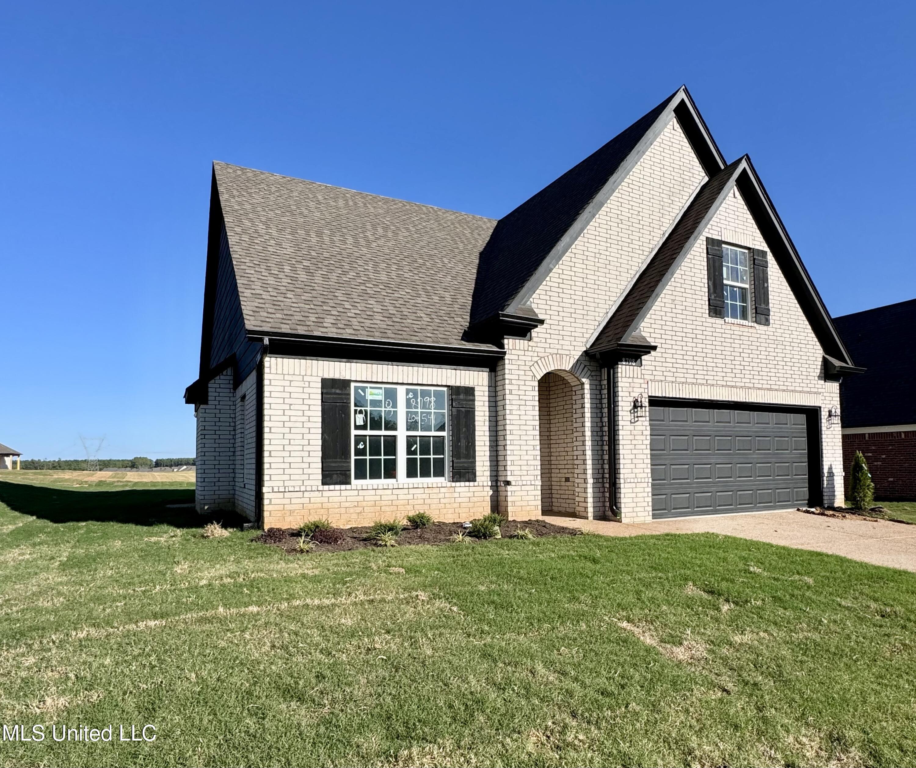 8884 Area Lane, Southaven, Mississippi image 2