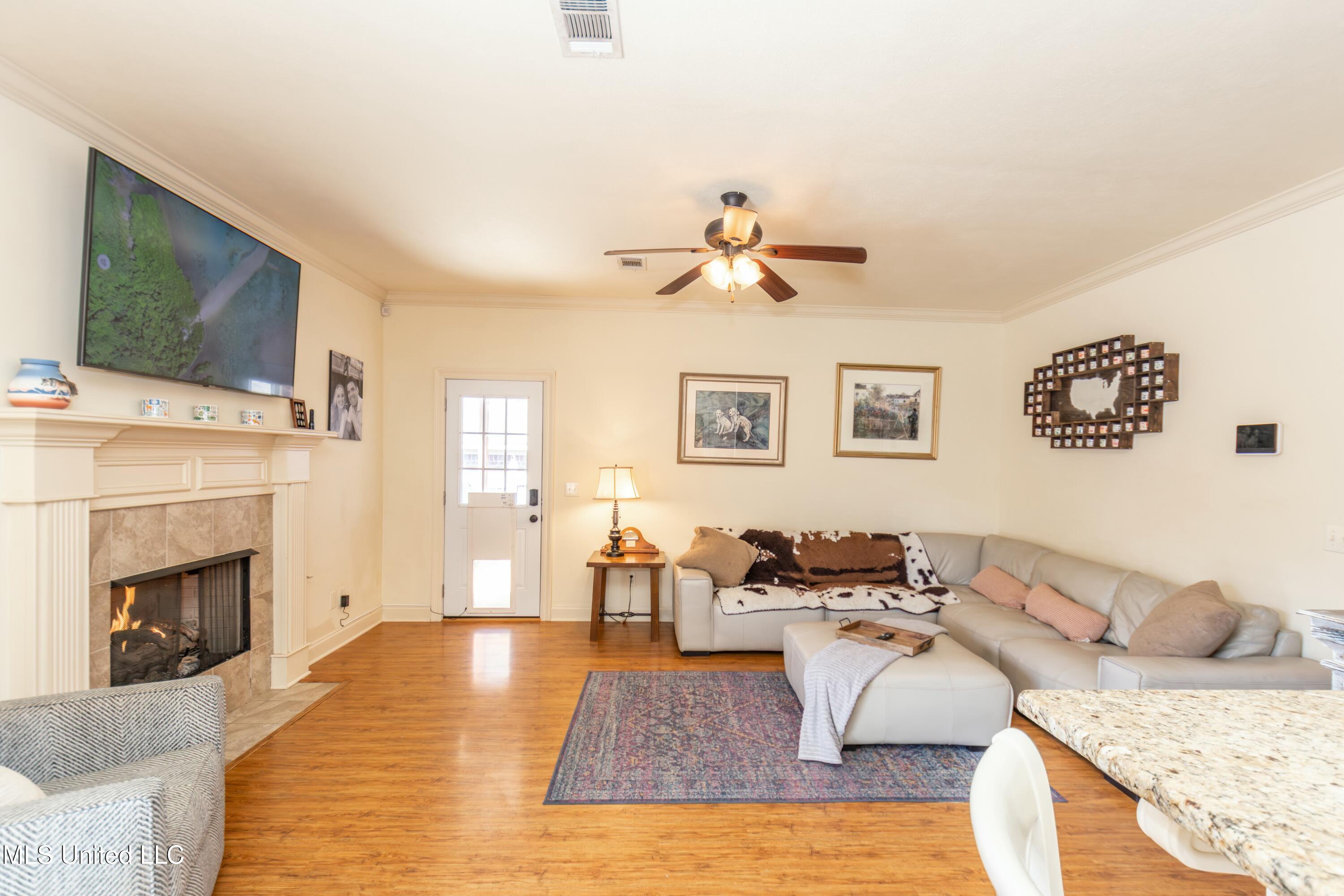 214 Stonebridge Boulevard, Brandon, Mississippi image 7