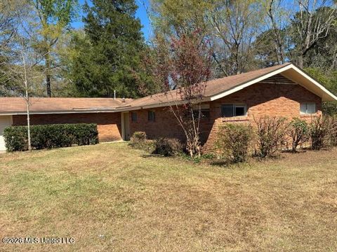Homes For Sale - 1620 Virginia Avenue<br/> Pike County, McComb, MS 39648