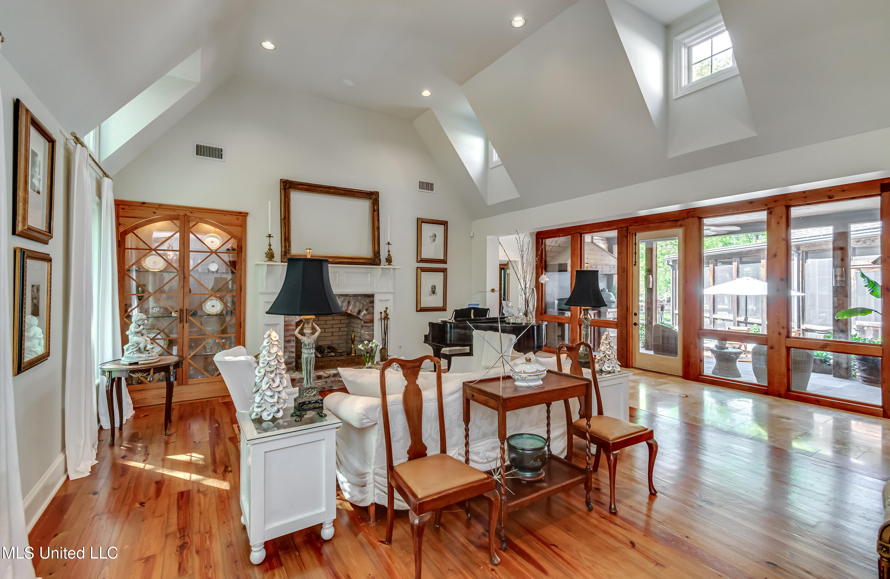 808 Hunter, Brandon, Mississippi image 22