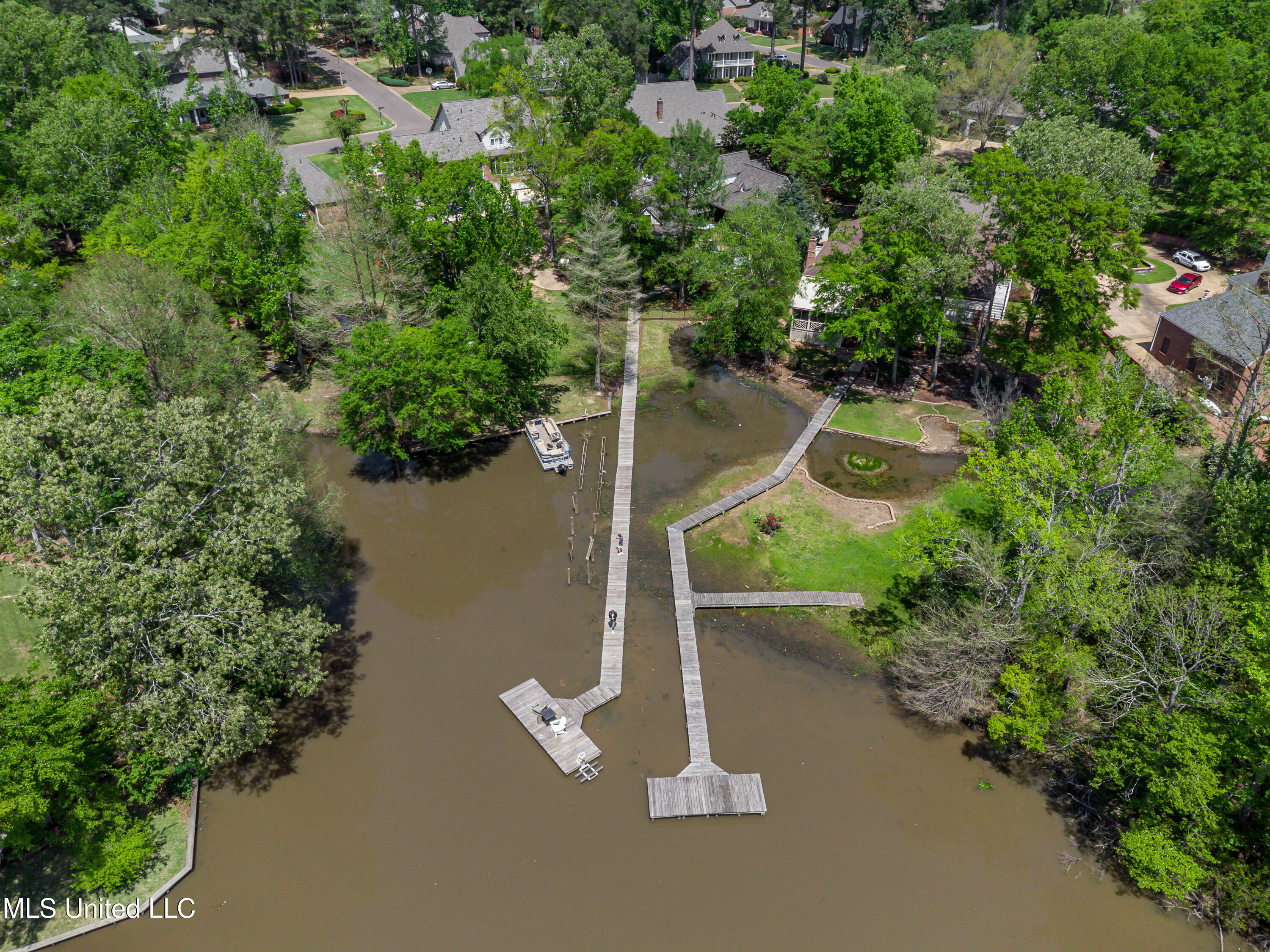808 Hunter, Brandon, Mississippi image 6