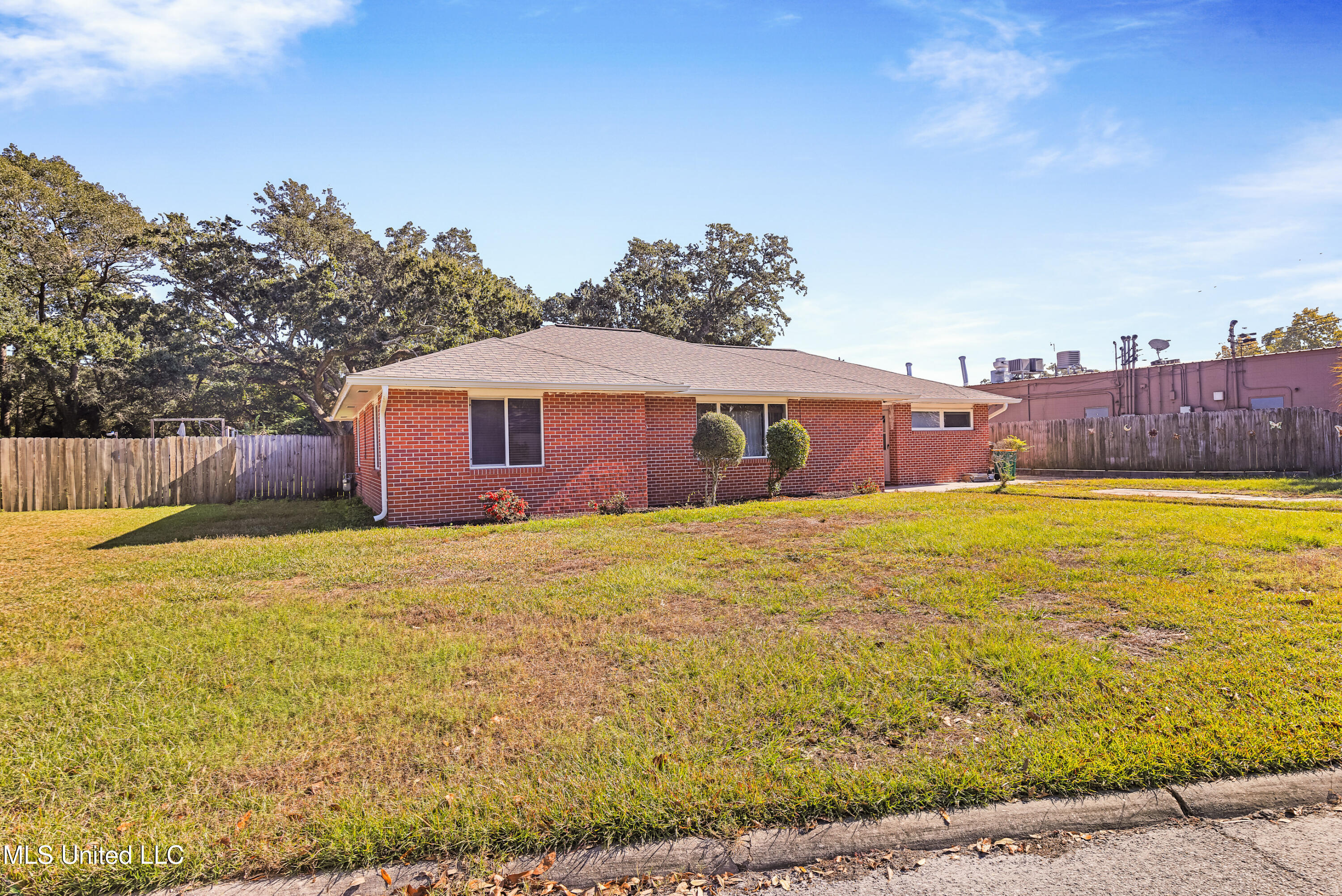 312 Shirley Court, Biloxi, Mississippi image 3