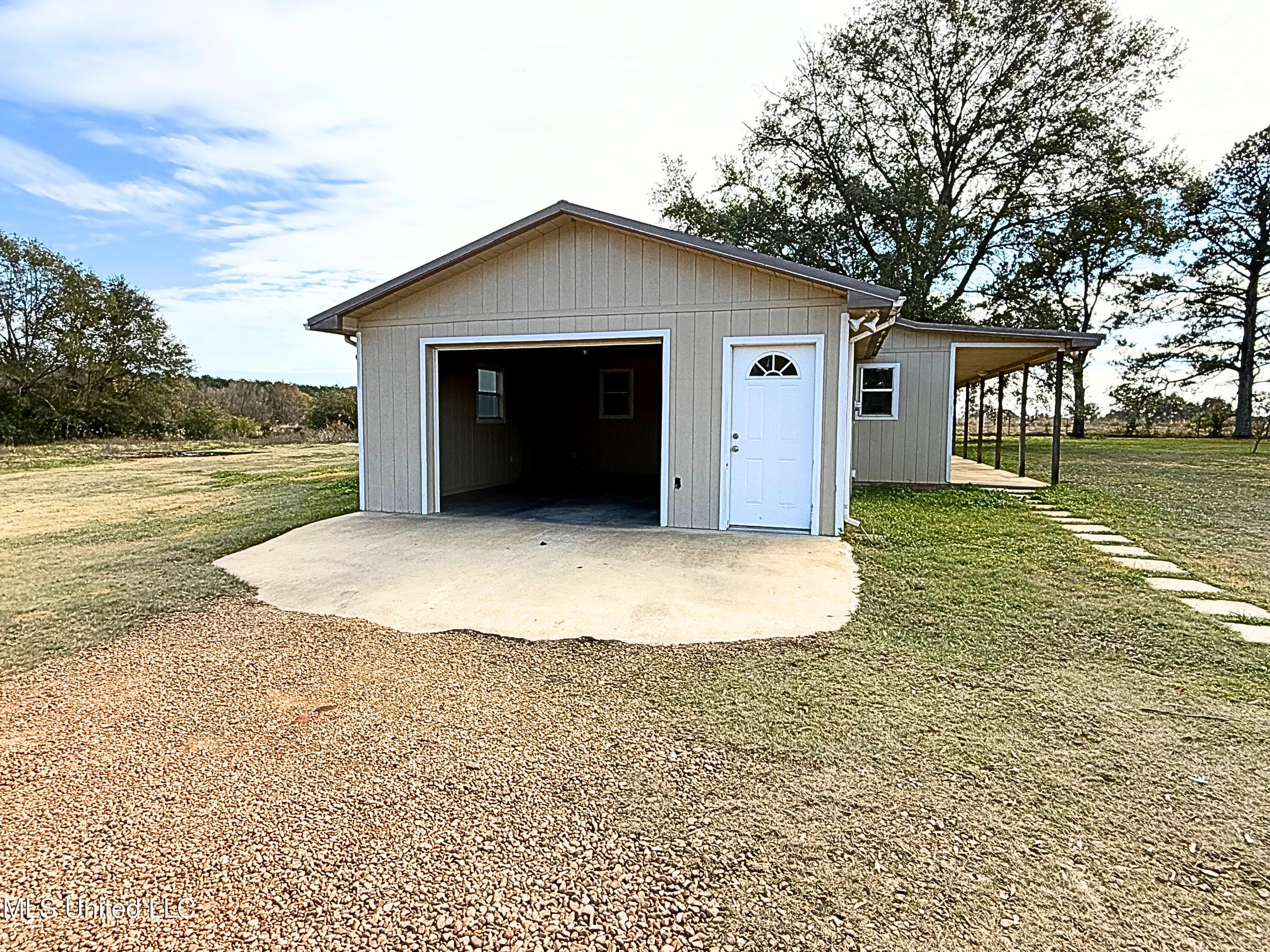 149 Scr 57, Mount Olive, Mississippi image 4