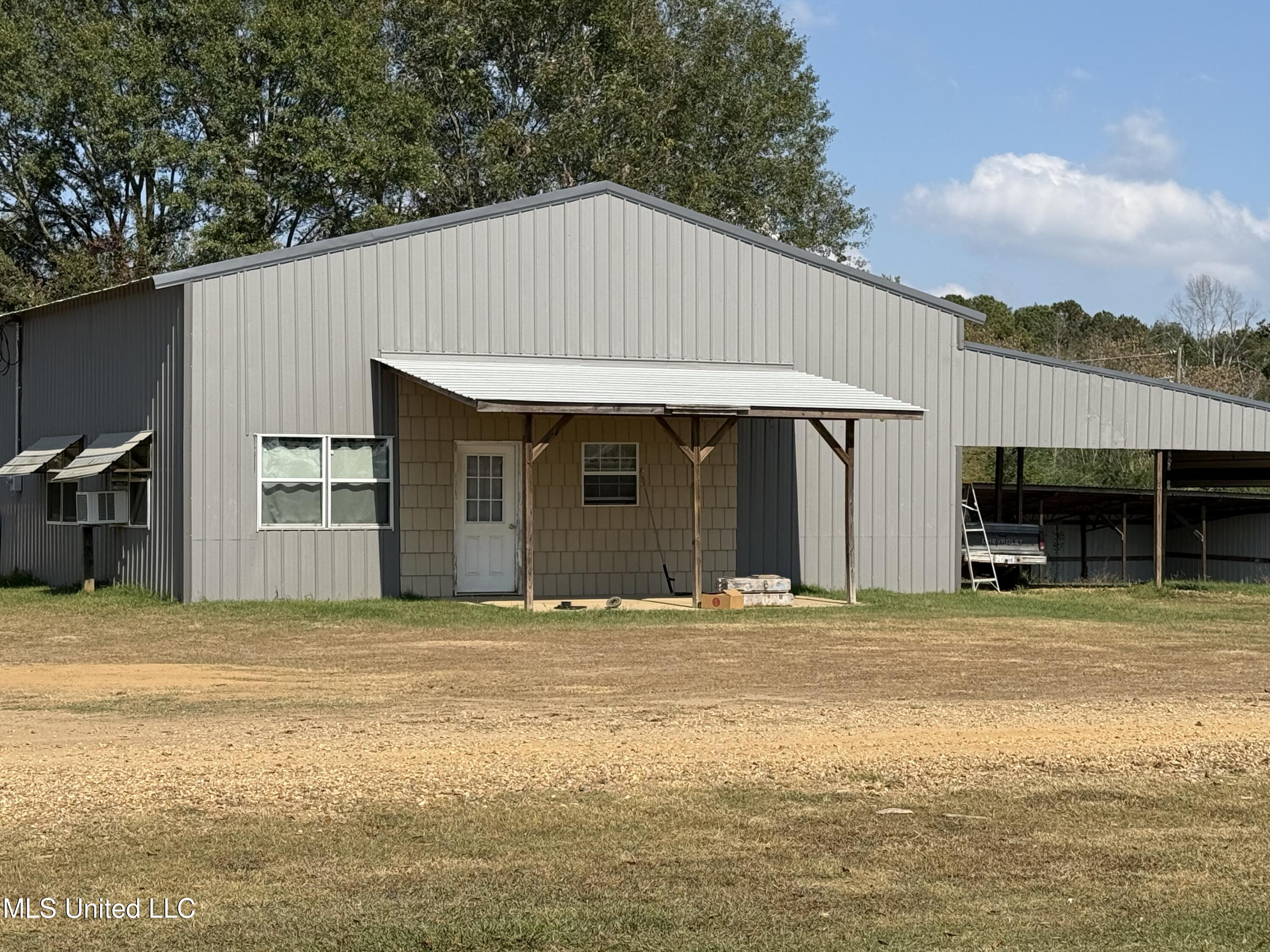 149 Scr 57, Mount Olive, Mississippi image 3