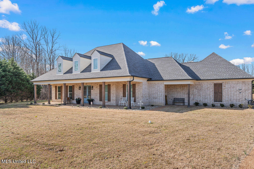 1946 Cotton Drive, Hernando, Mississippi image 2