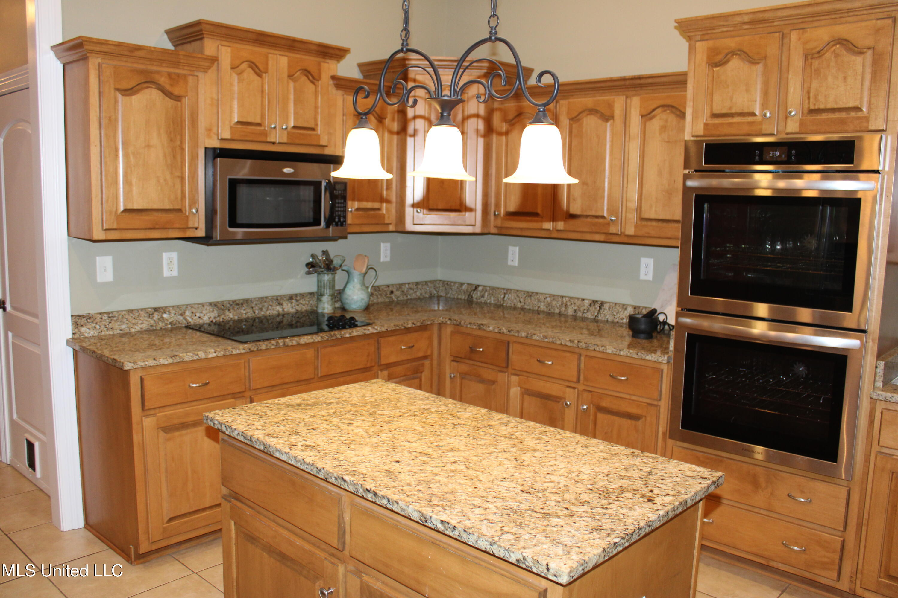 3510 Holsten Creek Drive, Southaven, Mississippi image 14
