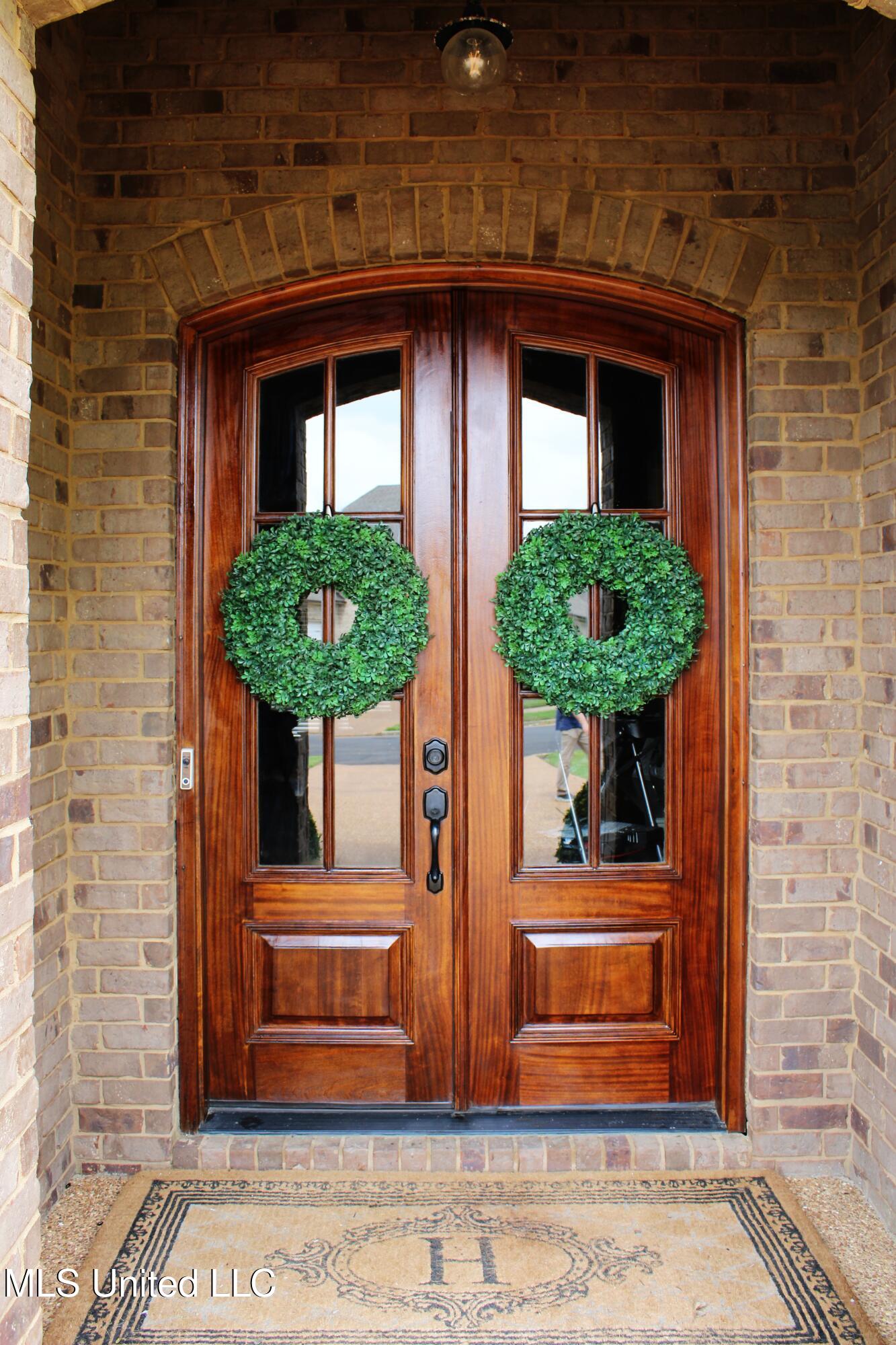 3510 Holsten Creek Drive, Southaven, Mississippi image 3