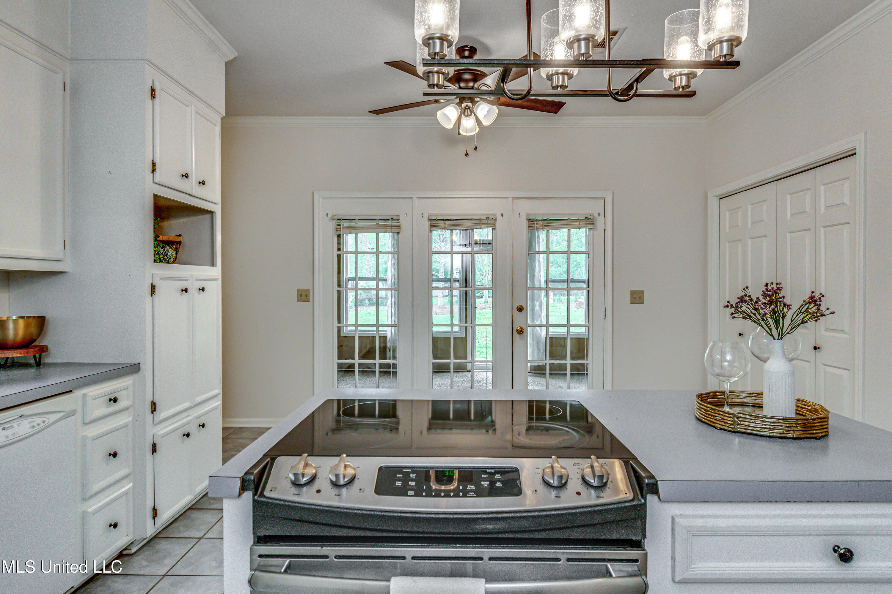 110 E Sunset Drive, Brandon, Mississippi image 19