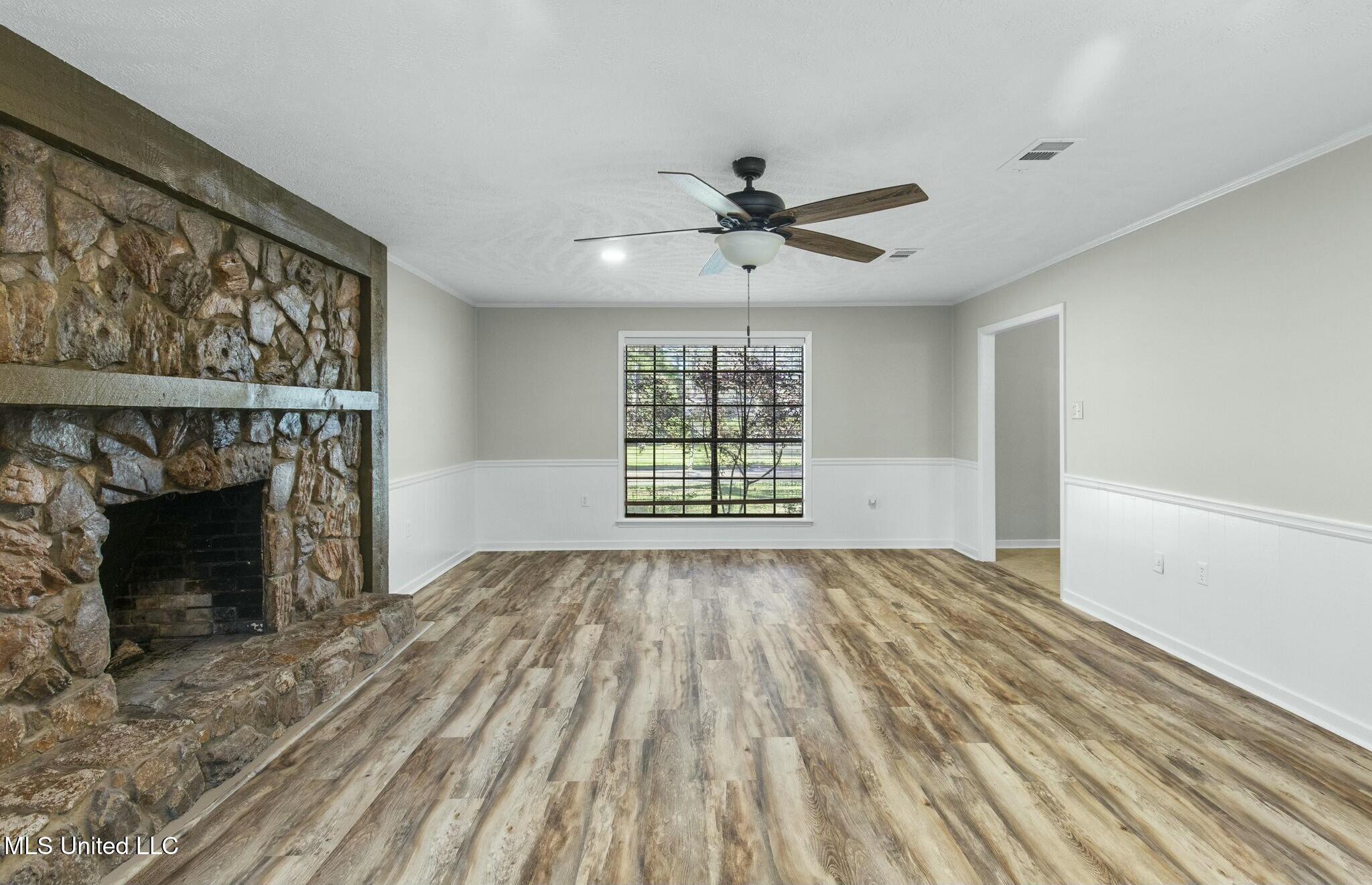 106 Hickory Hill Place, Brandon, Mississippi image 8