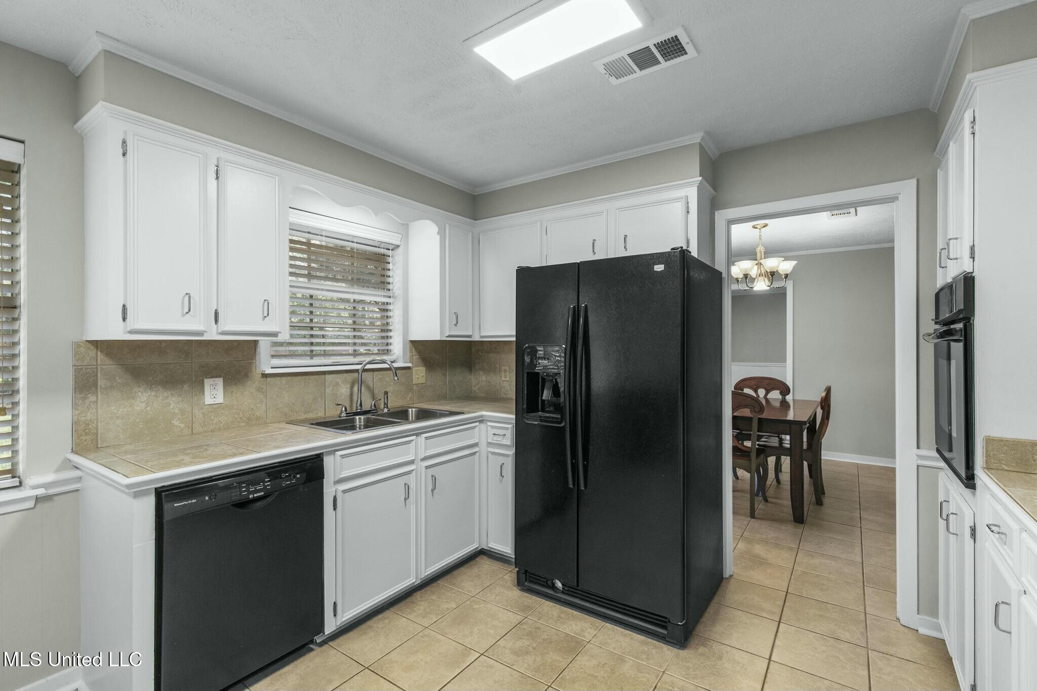 106 Hickory Hill Place, Brandon, Mississippi image 12