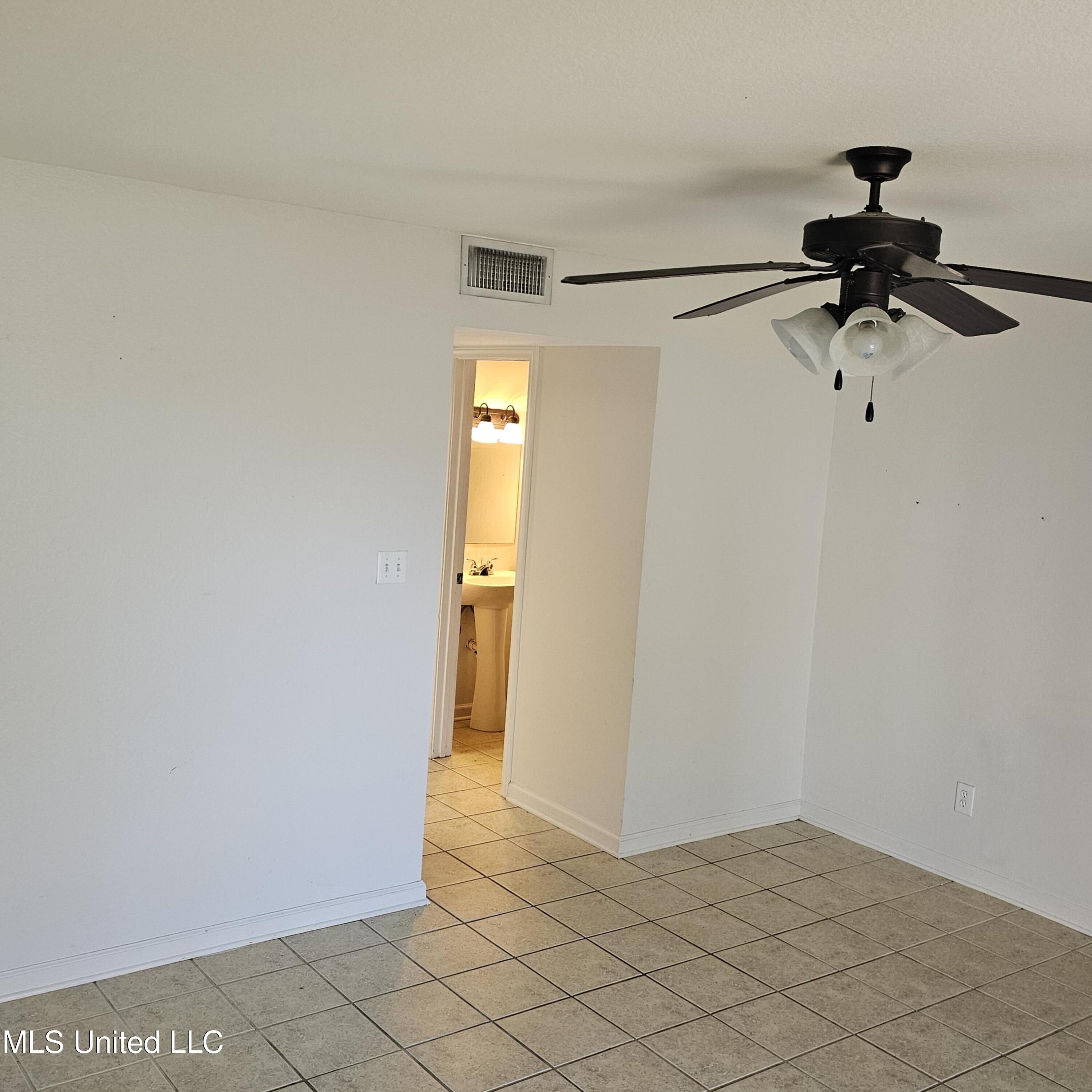 3230 Cumberland Road #42, Ocean Springs, Mississippi image 5