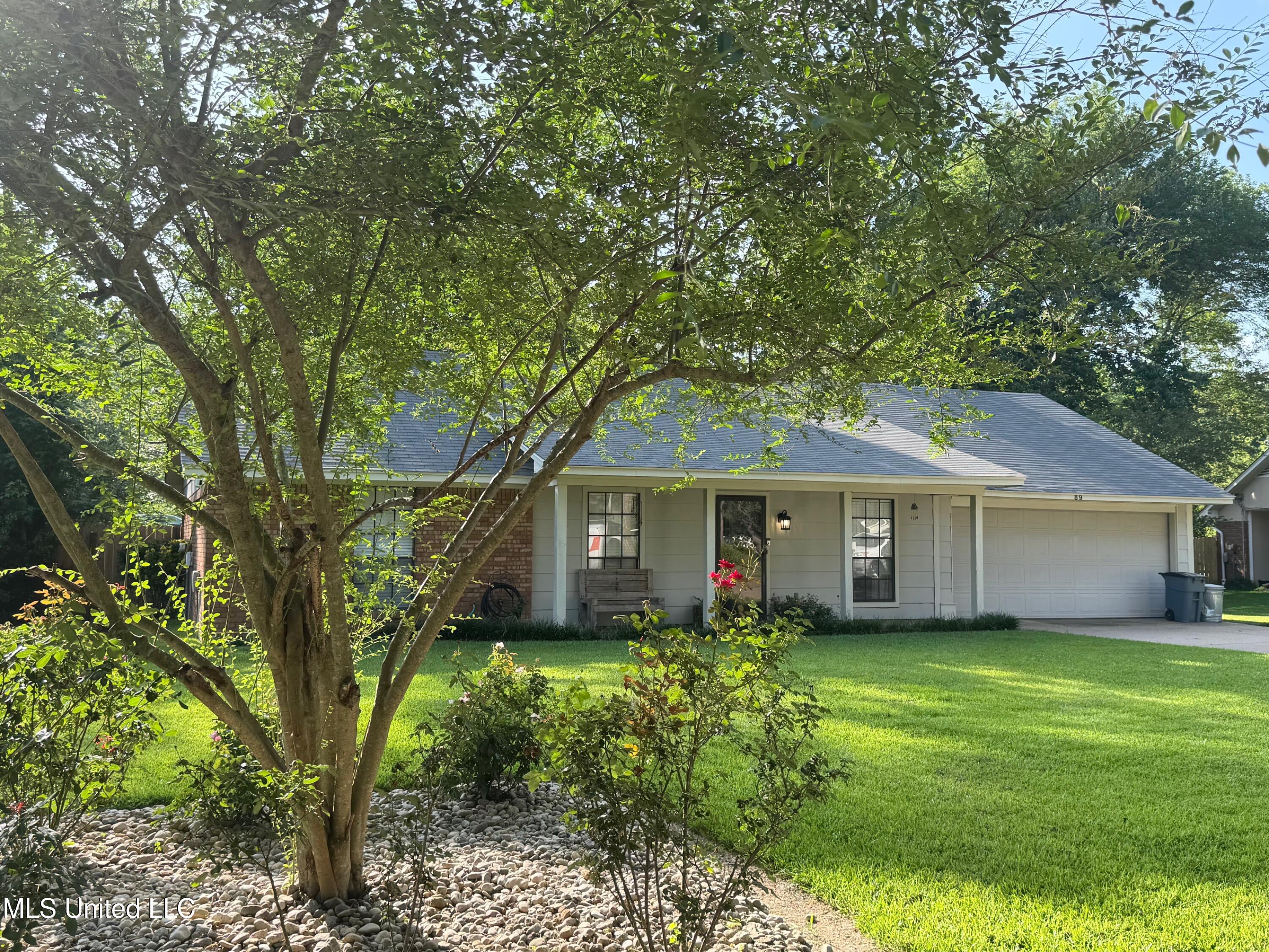 89 Twin Oaks Drive, Madison, Mississippi image 1