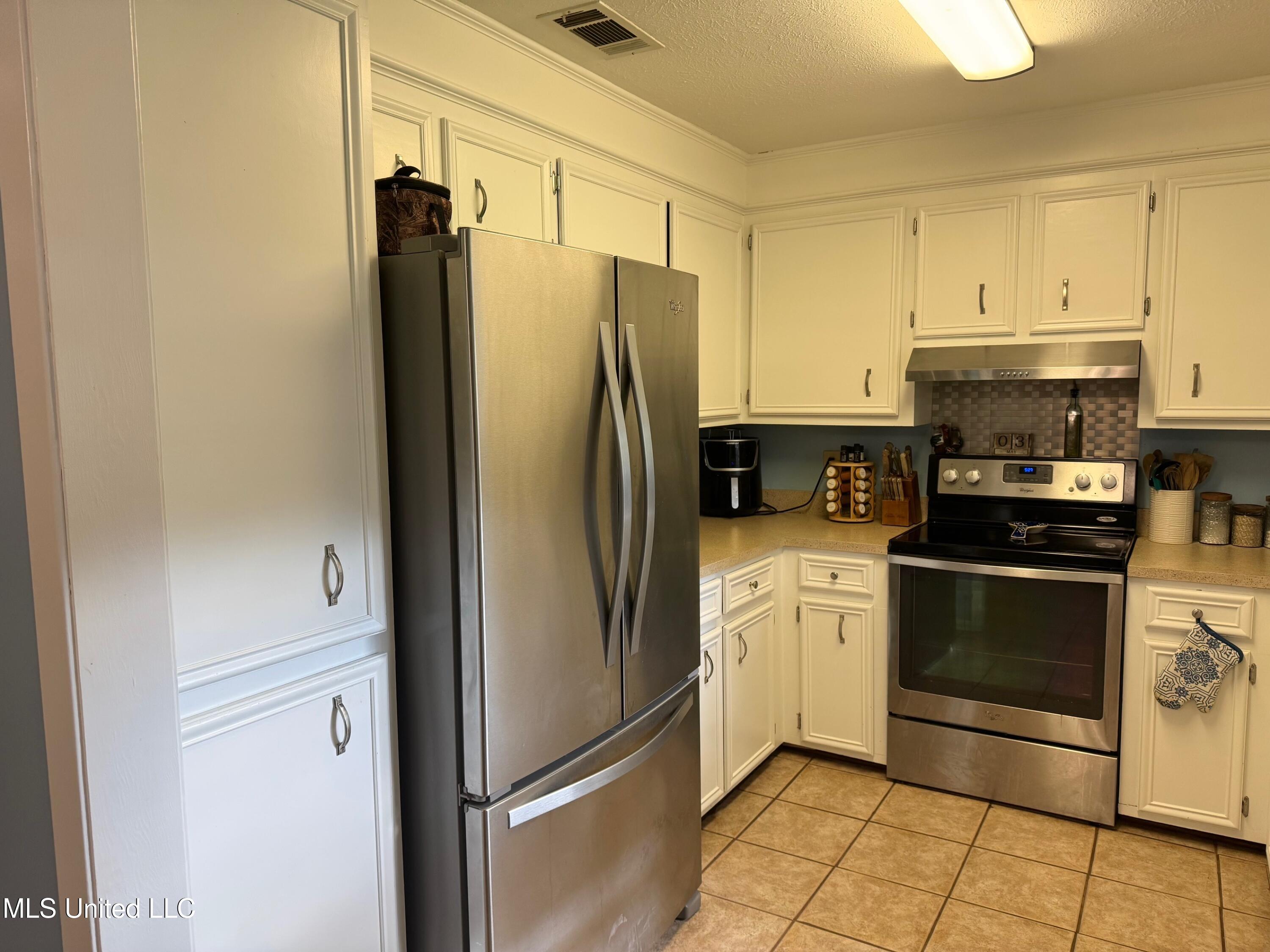 89 Twin Oaks Drive, Madison, Mississippi image 6