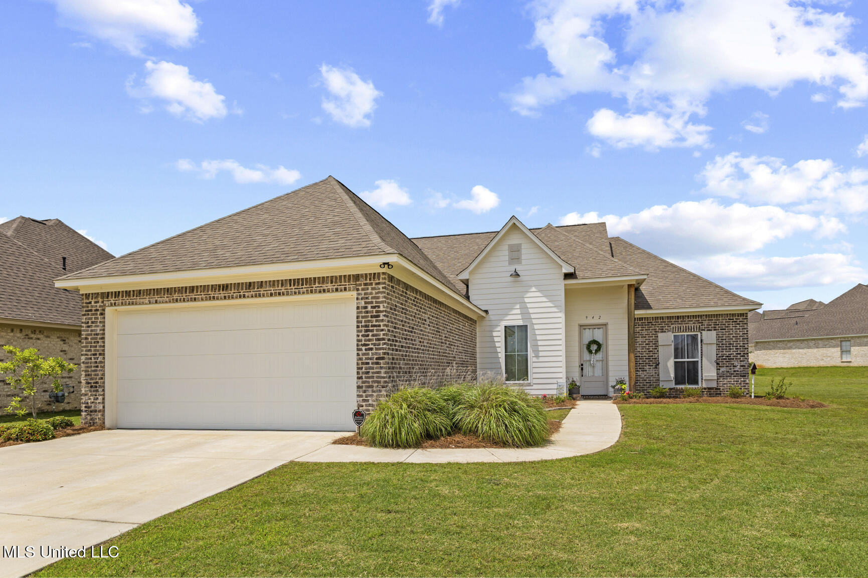 942 Glenwild Circle, Canton, Mississippi image 1