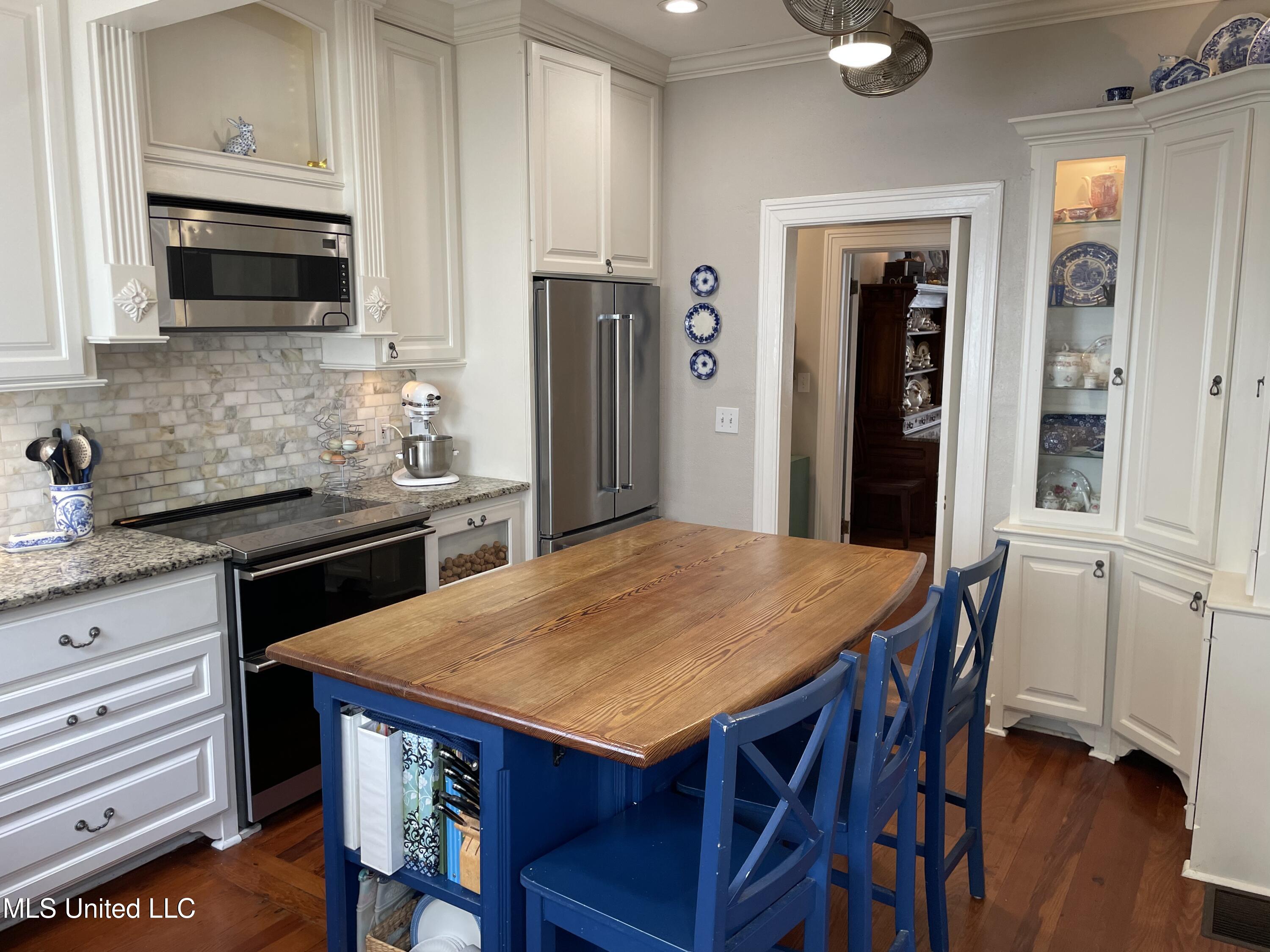 1222 Greymont Avenue, Jackson, Mississippi image 8