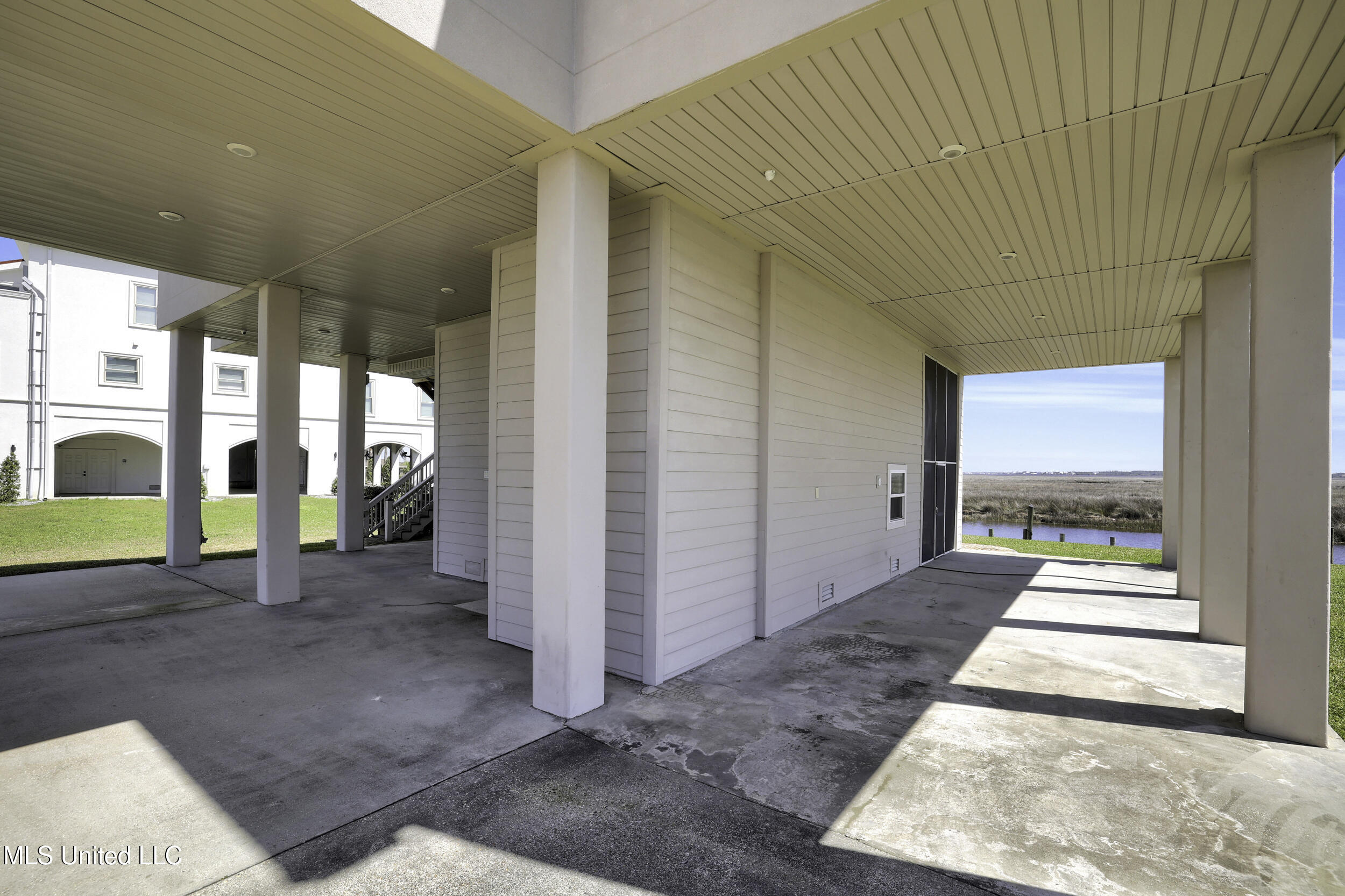 1326 Poki Place, Diamondhead, Mississippi image 39