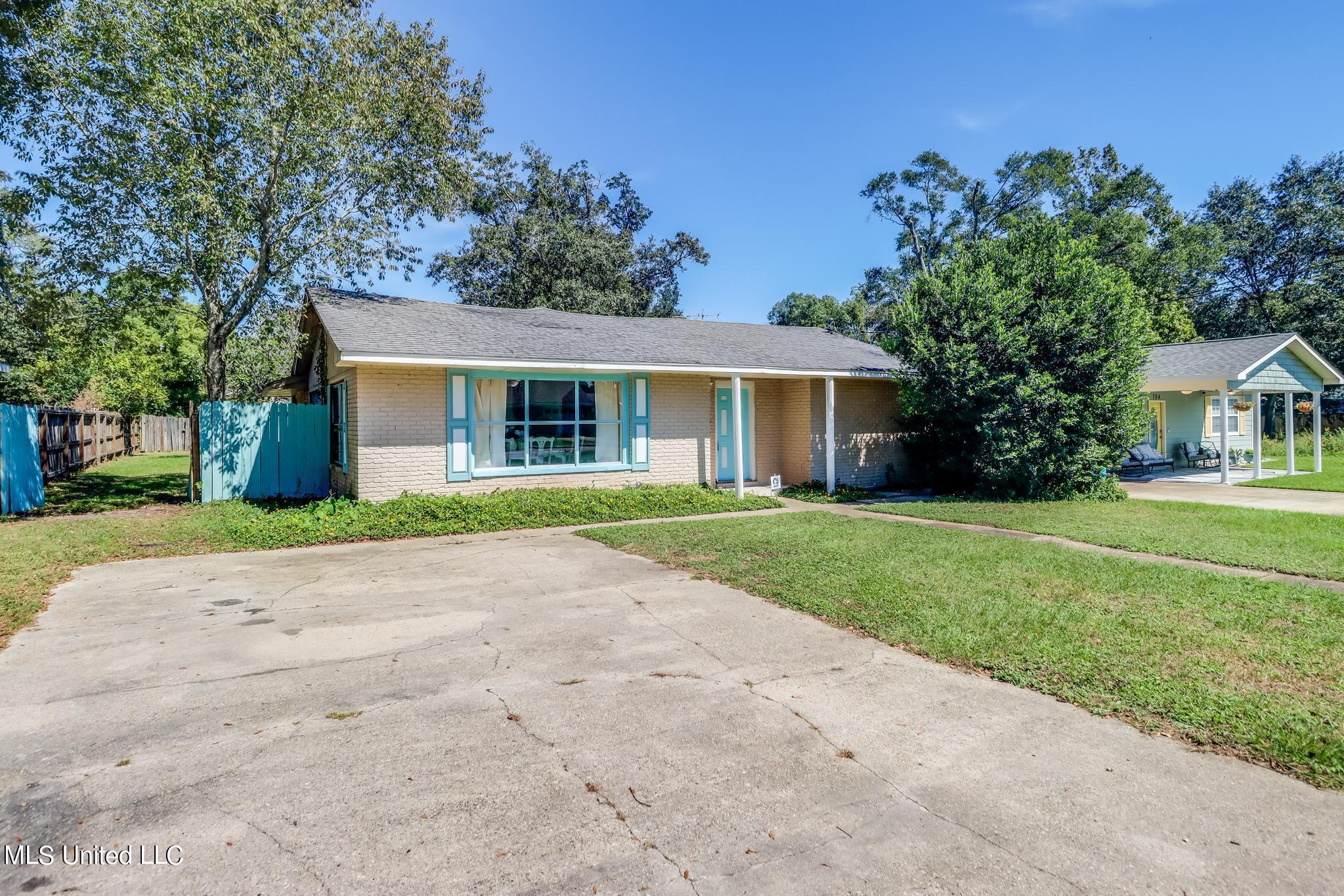 706 Mills Avenue, Gulfport, Mississippi image 18