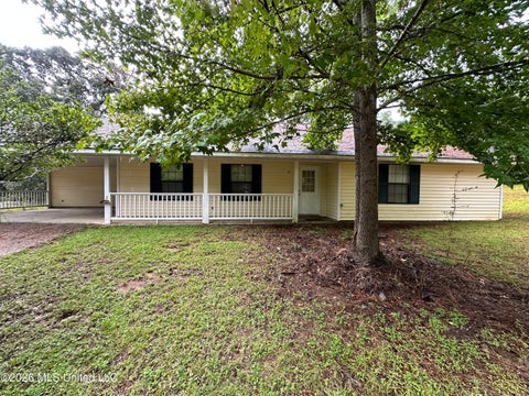 Homes For Sale - 17 Howard Street<br/> Purvis, MS 39475