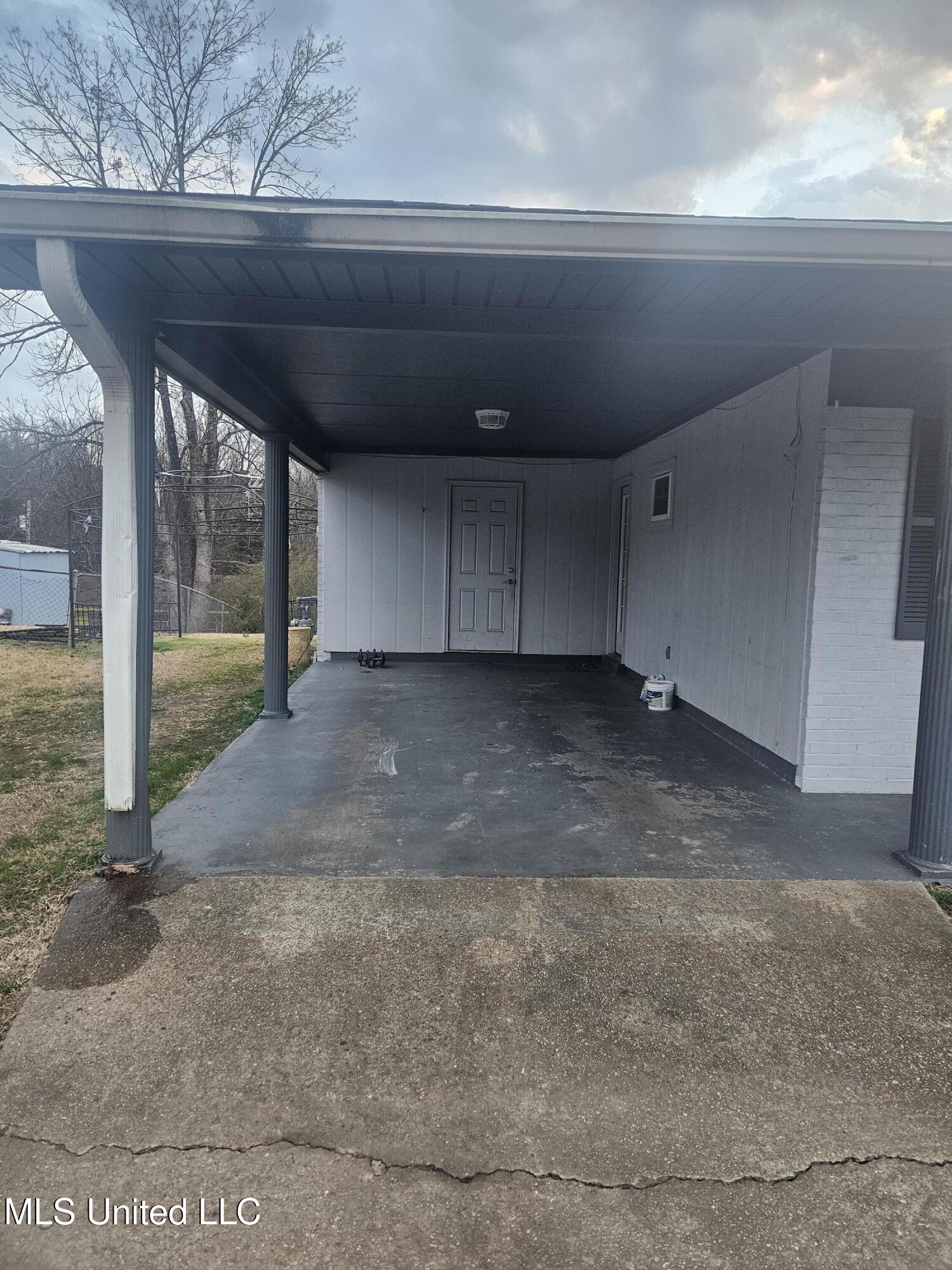121 Northside Drive, Starkville, Mississippi image 2