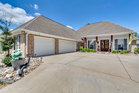 Homes For Sale - 403 Crossvine Place<br/> Madison, MS 39110