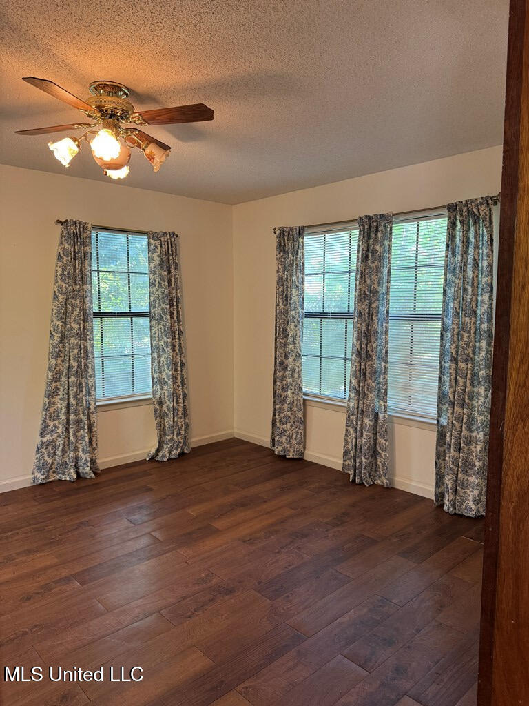 6669 Ahekolo Circle, Diamondhead, Mississippi image 2