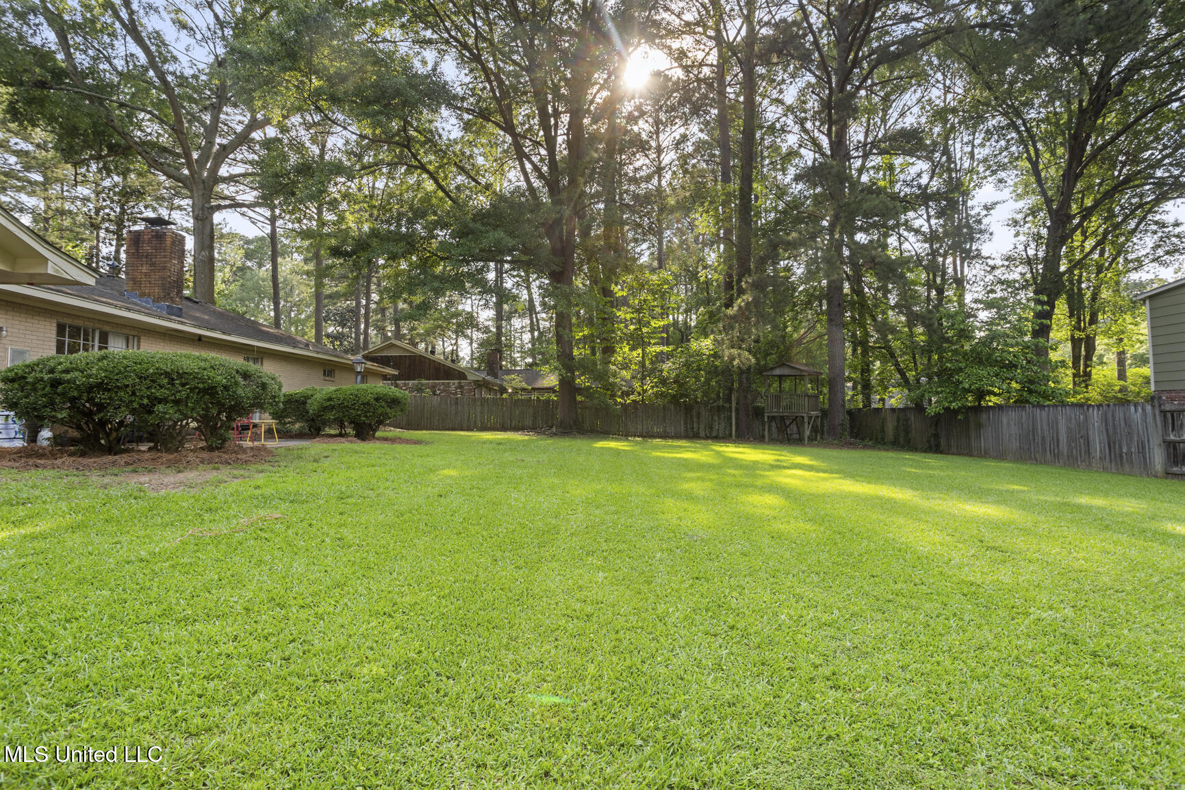 5348 Saratoga Drive, Jackson, Mississippi image 28