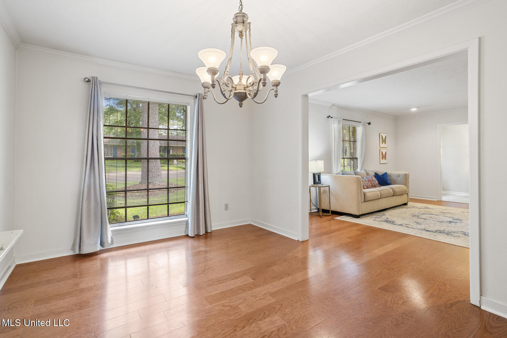 5348 Saratoga Drive, Jackson, Mississippi image 9