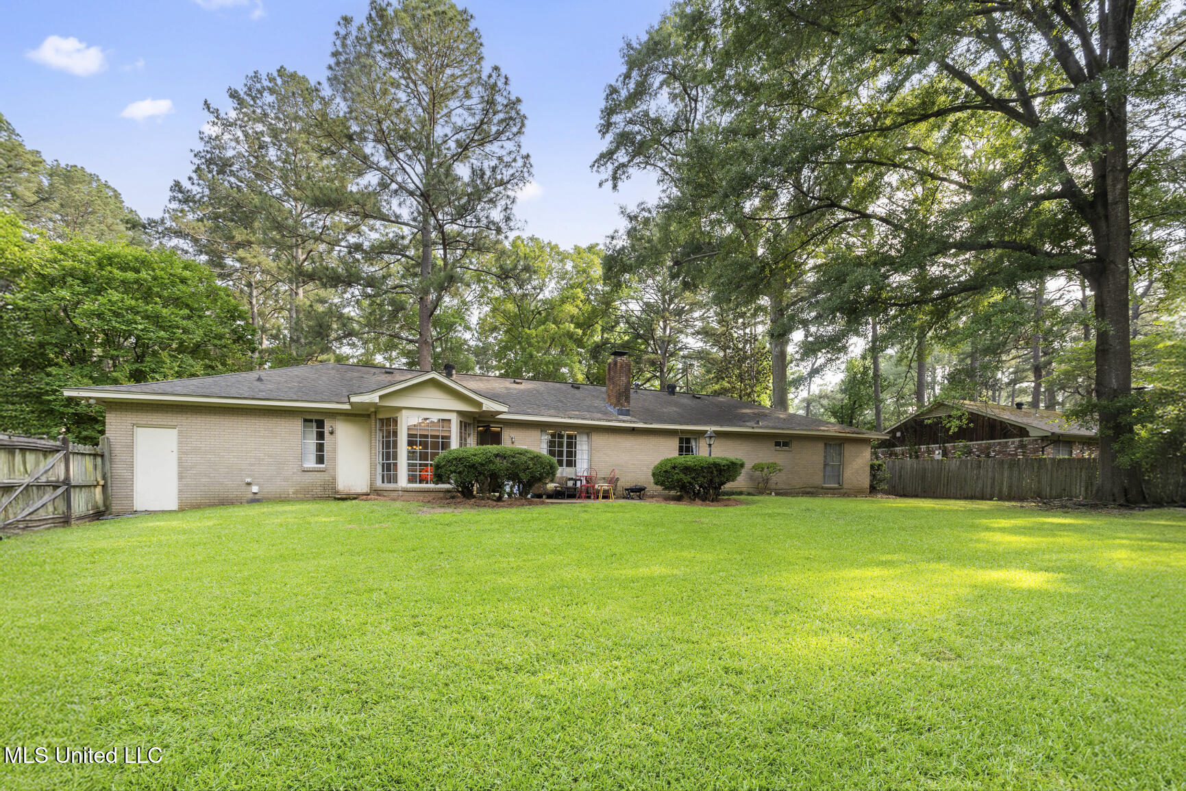 5348 Saratoga Drive, Jackson, Mississippi image 29