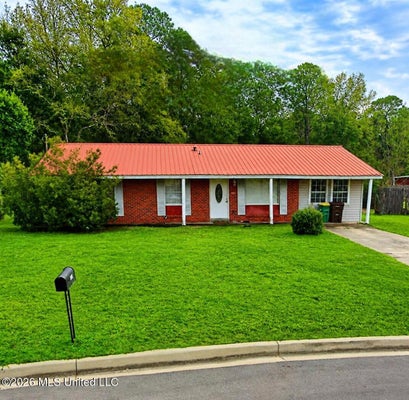 114 LYNN CIR, PASS CHRISTIAN, MS 39571 - Image e30cbcd294d1aaa47401b9e9a8bb544f/1542594720