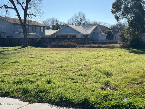 Vacant Land For Sale - 317 Lameuse Street<br/> Harrison County, Biloxi, MS 39530