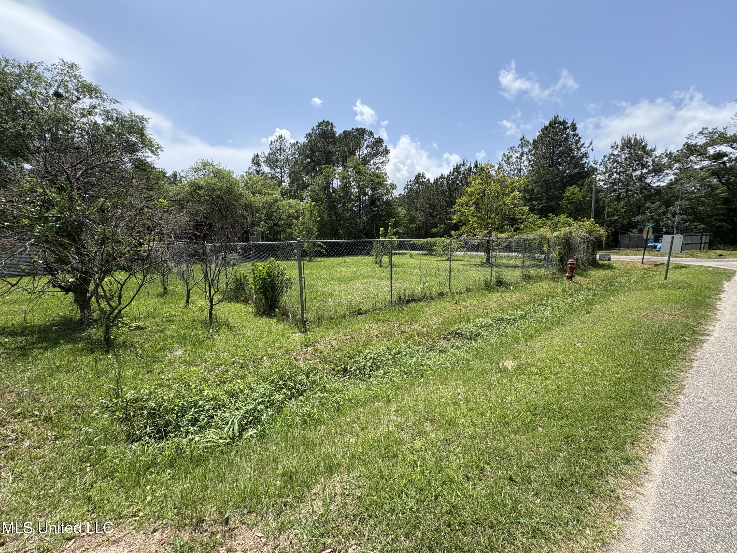 6105 E Desoto Street, Bay Saint Louis, Mississippi image 20