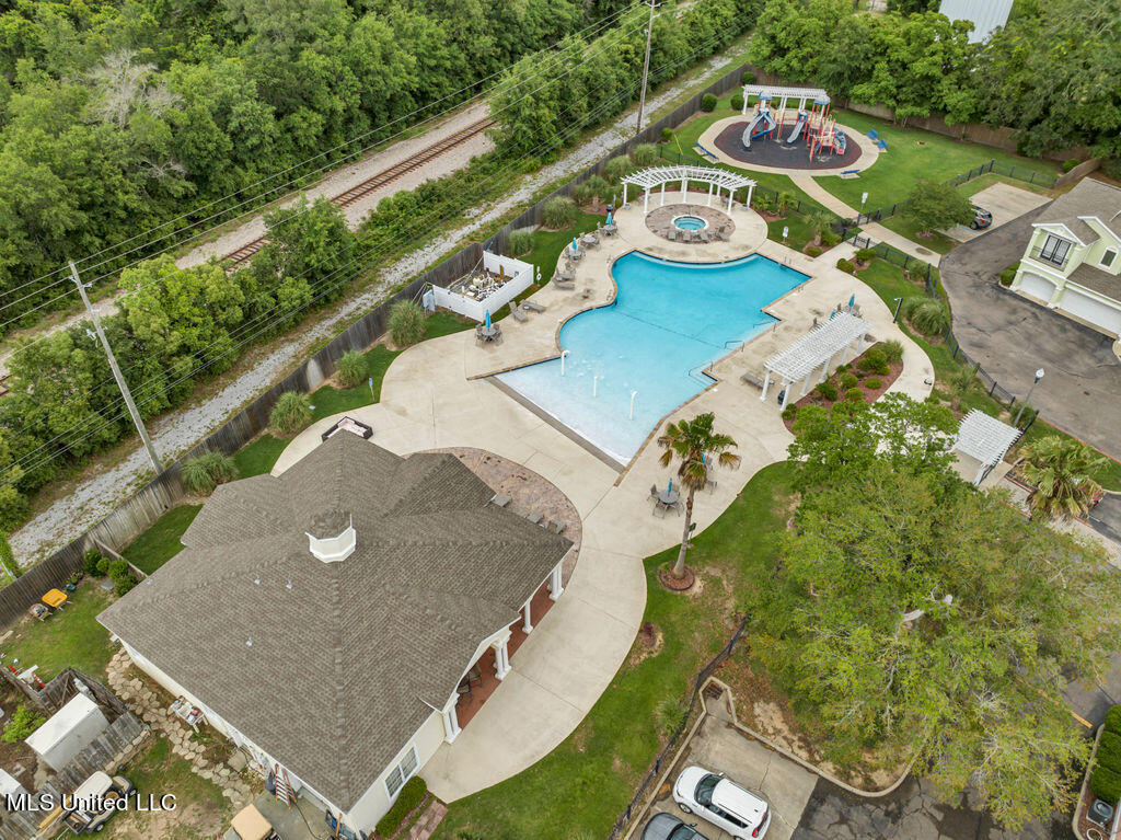 2252 Beach Drive #302, Gulfport, Mississippi image 30