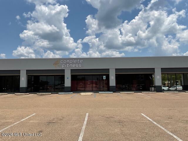 Photo 1 of 12 — 912 Municipal Drive, Brandon, MS 39042