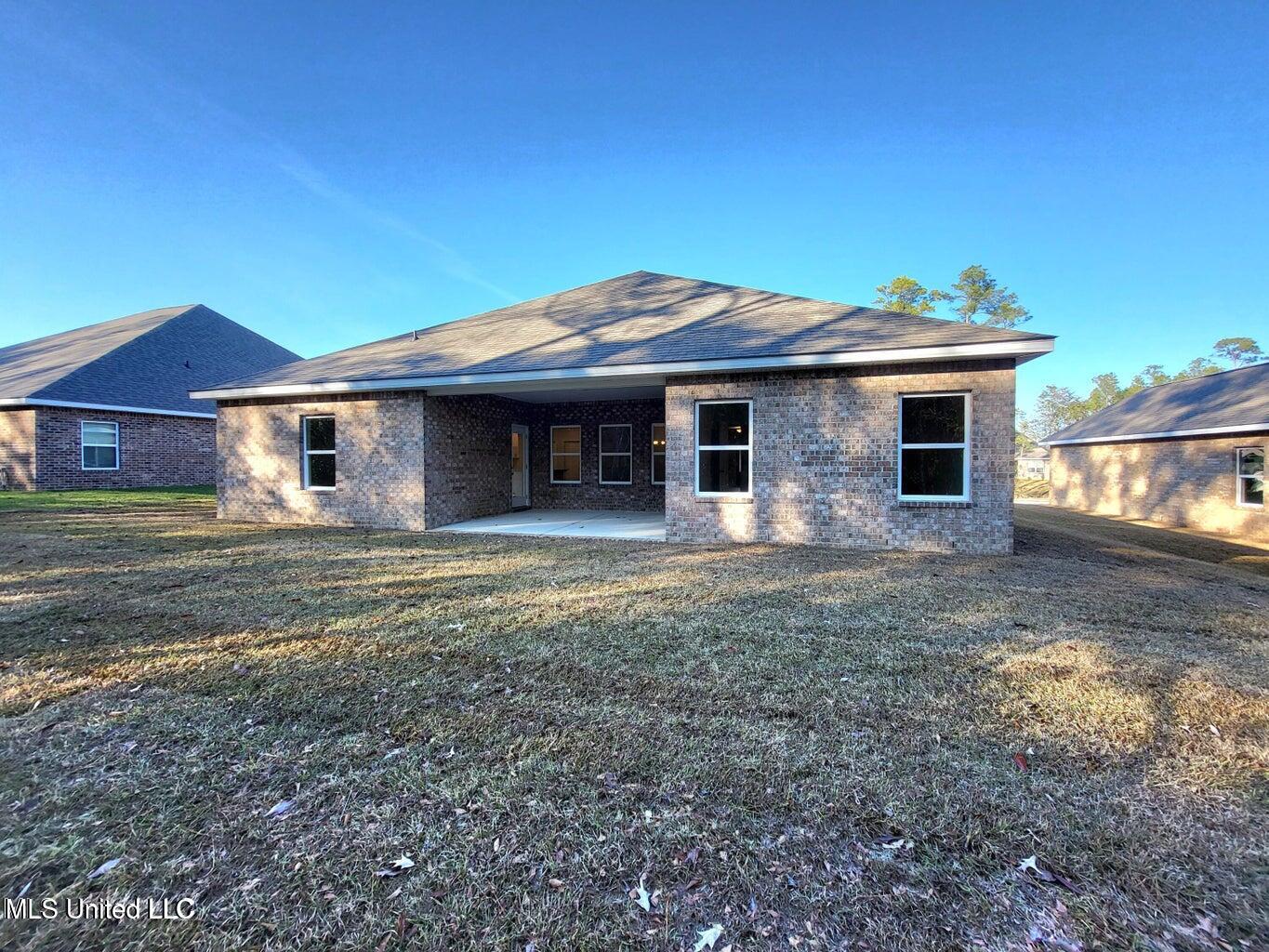 17050 River Hills Drive, Gulfport, Mississippi image 40