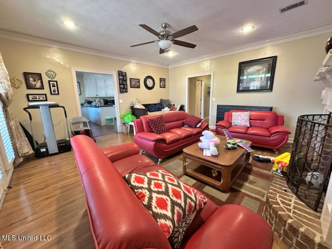 100 Green Oak Cove, Clinton, Mississippi image 9