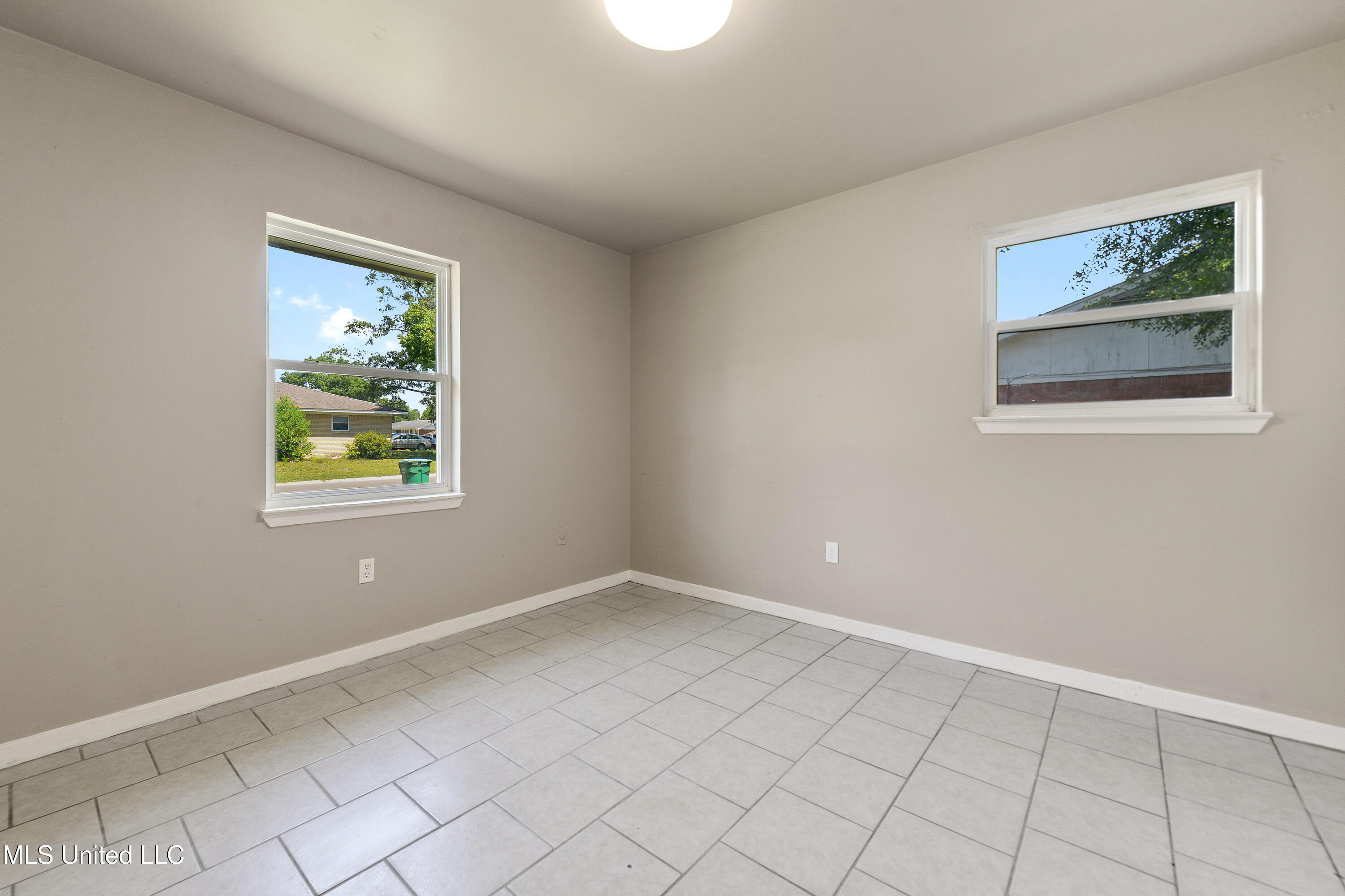 110 Olivet Drive, Gulfport, Mississippi image 13