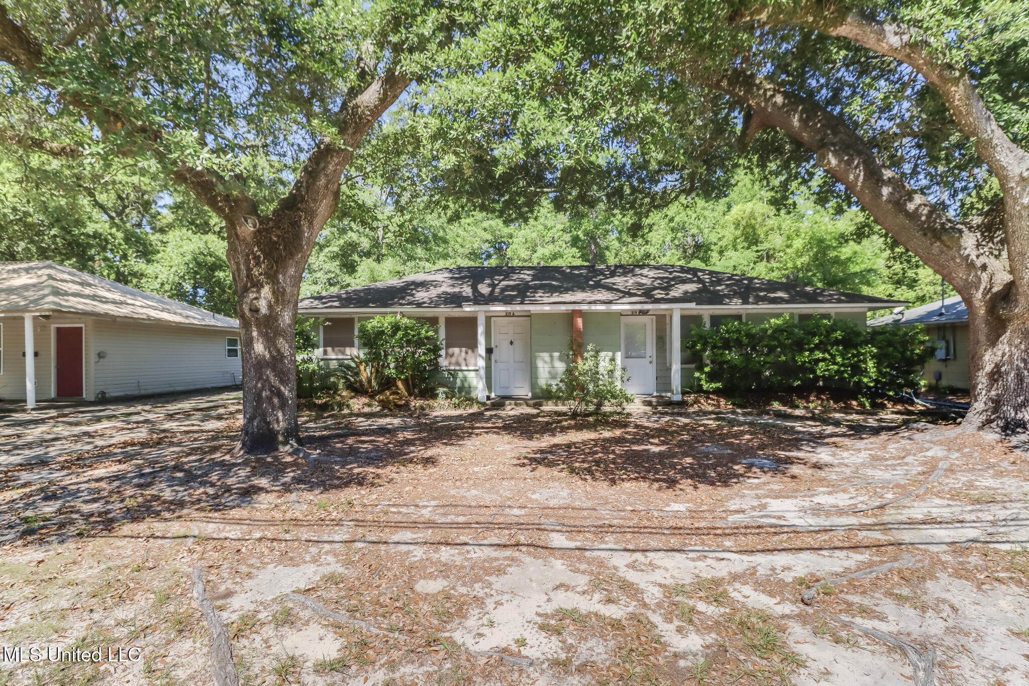 319 Saint Mary Boulevard, Biloxi, Mississippi image 1