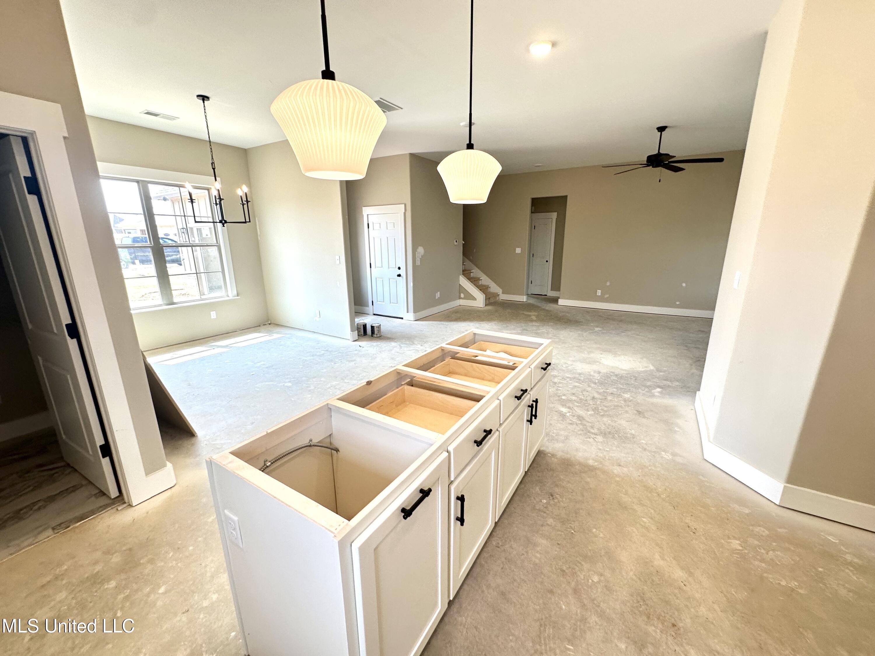 3755 Roland Drive, Southaven, Mississippi image 4