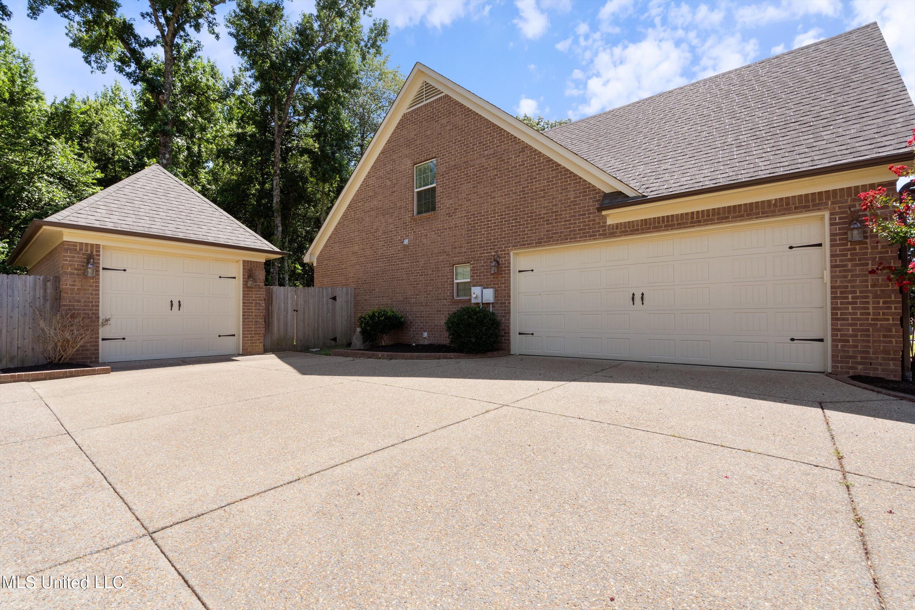 4079 Aberleigh Lane, Olive Branch, Mississippi image 36