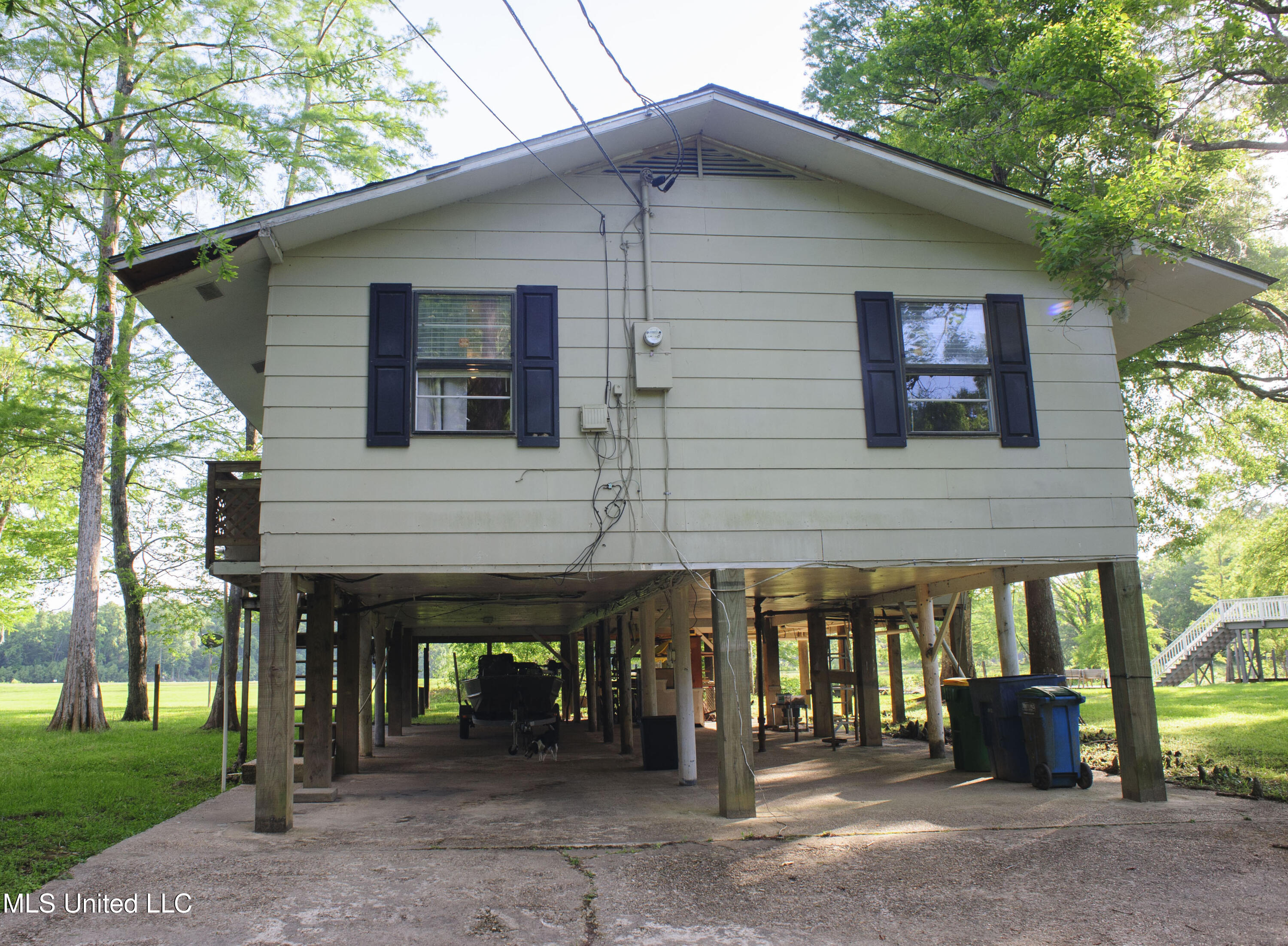 1639 Pascagoula River Road Road, Moss Point, Mississippi image 1