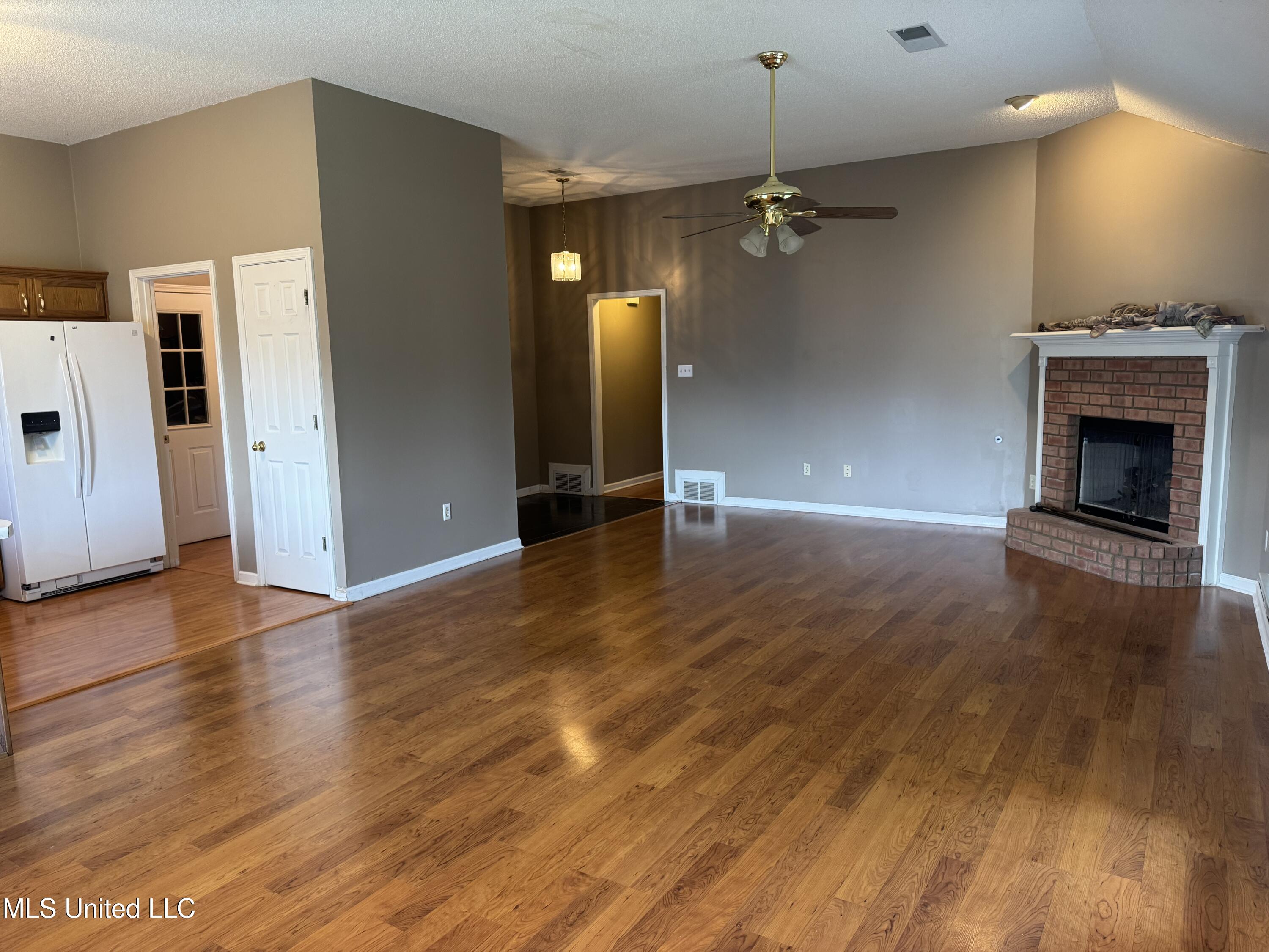 10069 Fox Chase Drive, Olive Branch, Mississippi image 7
