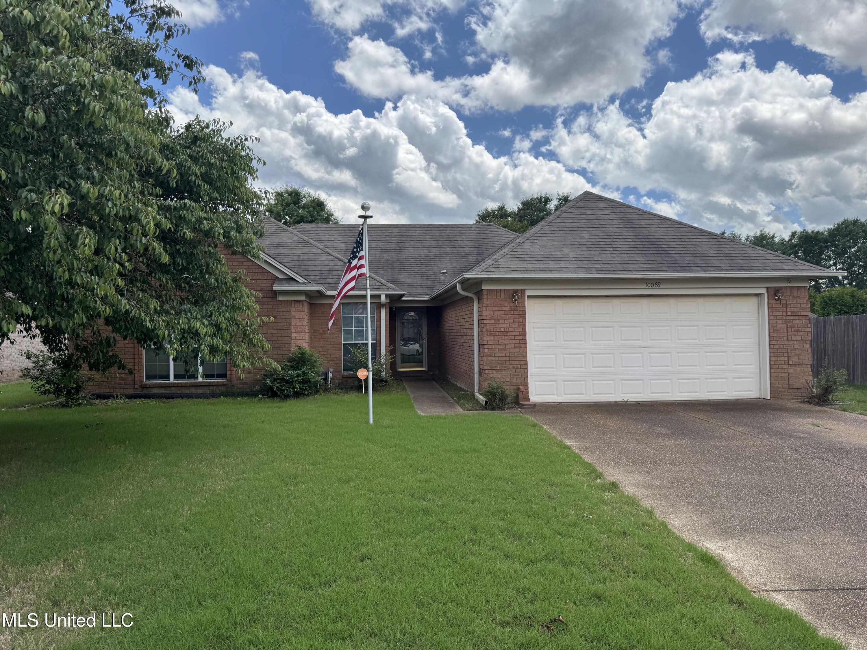 10069 Fox Chase Drive, Olive Branch, Mississippi image 2